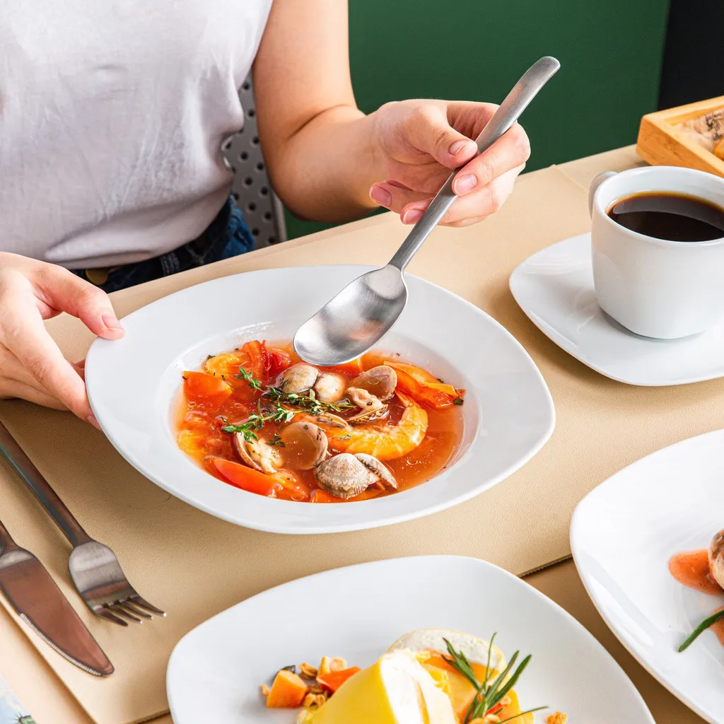 MALACASA, Serie Elisa, 60 Tlg. Porzellan Tafelservice Geschirrset Mit 12 Kaffeetassen, 12 Untertassen, 12 Dessertteller, 12 Suppenteller, 12 Essteller 7 MALACASA, Serie Elisa, 60 Tlg. Porzellan Tafelservice Geschirrset Mit 12 Kaffeetassen, 12 Untertassen, 12 Dessertteller, 12 Suppenteller, 12 Essteller – Bild 5