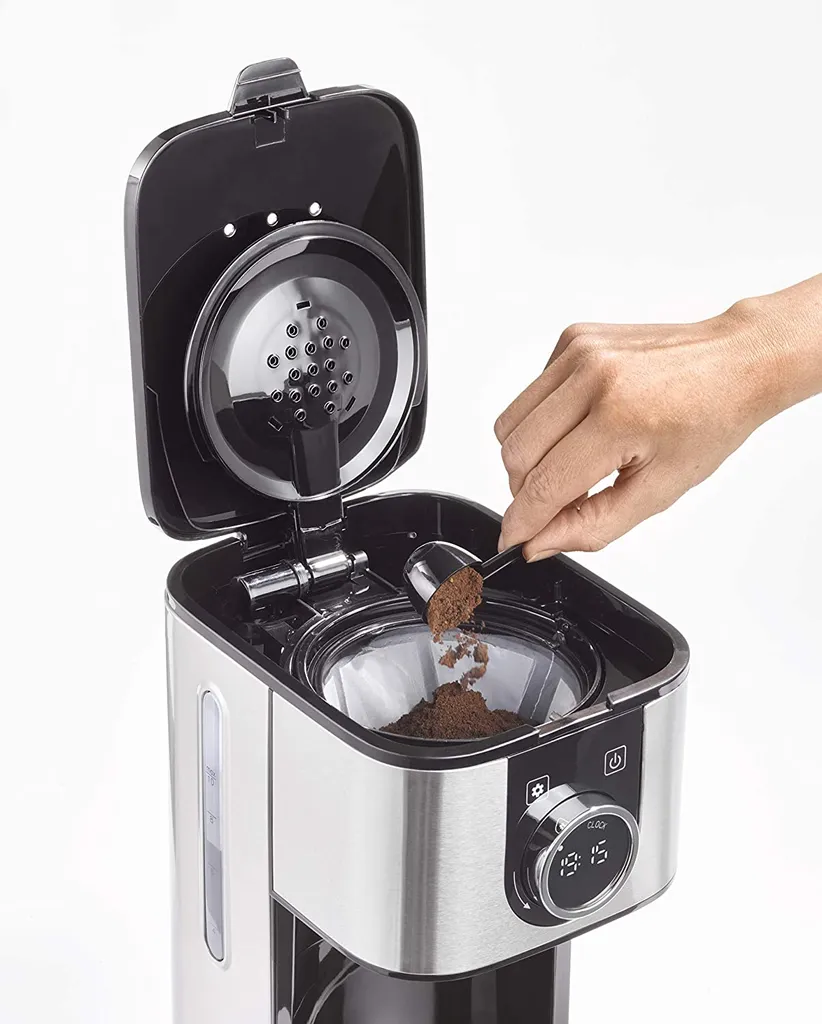 CASO Selection C12 - Design-Kaffeemaschine Für Bis Zu 12 Tassen Kaffee, 1,5 L Wassertank, Edelstahlgehäuse, Warmhaltefunktion, Timer, Inkl. Permanentfilter 8 CASO Selection C12 - Design-Kaffeemaschine Für Bis Zu 12 Tassen Kaffee, 1,5 L Wassertank, Edelstahlgehäuse, Warmhaltefunktion, Timer, Inkl. Permanentfilter – Bild 6